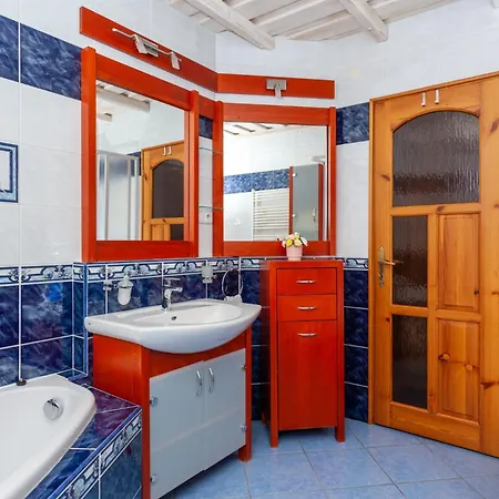 Casa de hóspedes Javor 3*